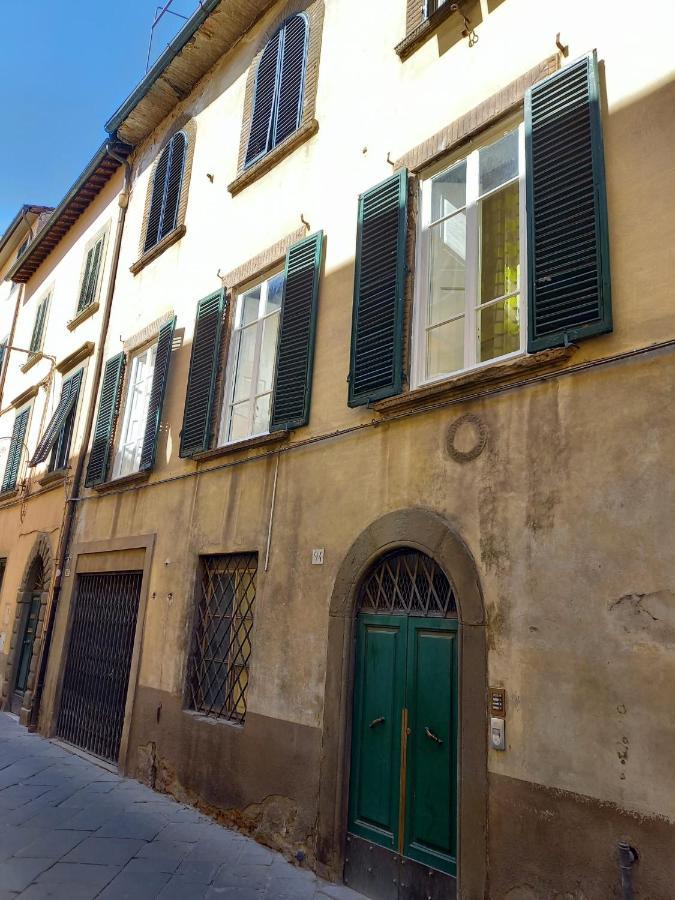 The Walls Apartment Lucca Exterior photo