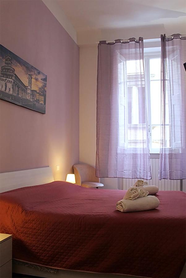 The Walls Apartment Lucca Exterior photo